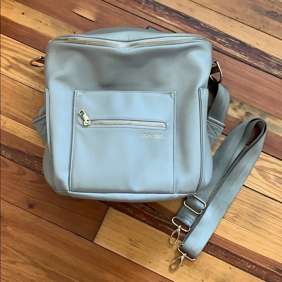 ❌SOLD❌ Fawn Design Grey bag - Picture 1 of 6